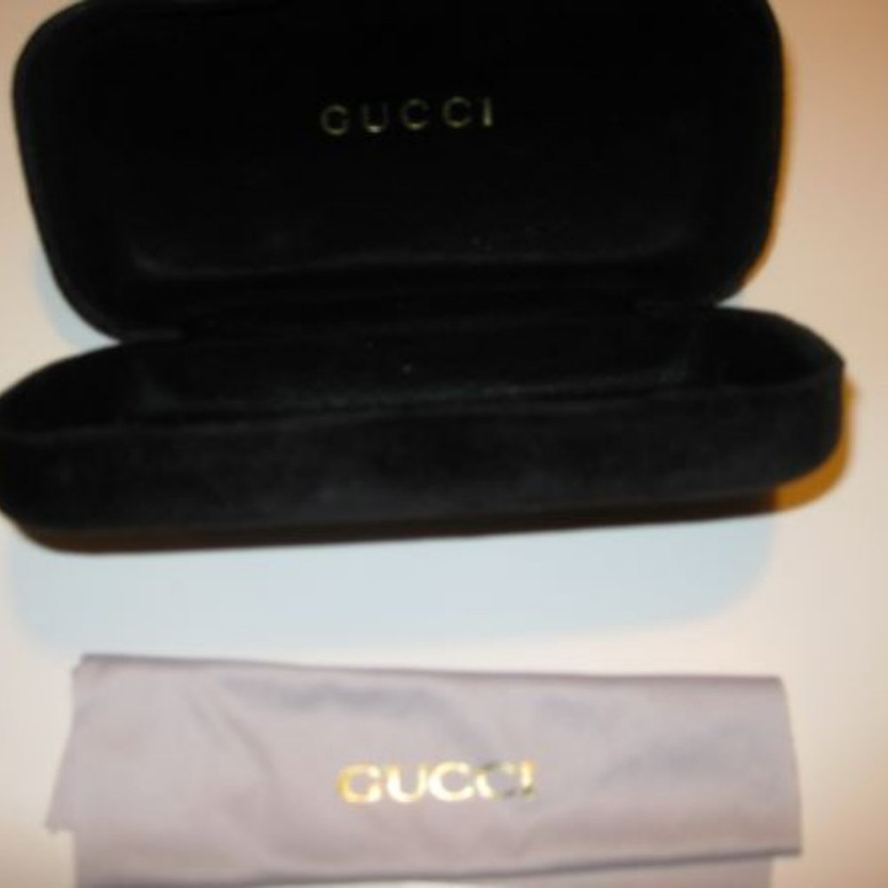 GUCCI EYE GLASS CASE